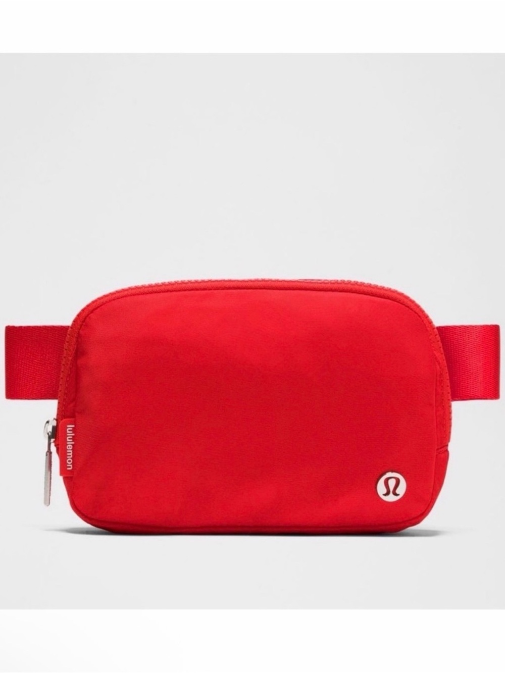 lululemon athletica everywhere Belt Bag True Red belt bag 1L
